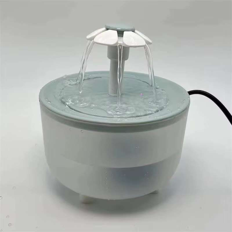 Smart Pet Water Fountain – 1.2L Ultra-Quiet USB Drinking Fountain with Filter for Cats & Small Dogs